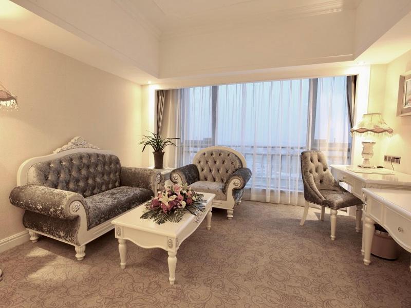 Vienna International Hotel Jieyang People'S Avenue Dış mekan fotoğraf